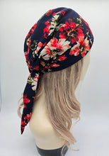 Load image into Gallery viewer, Bonnet Ginger - Marine fleurie