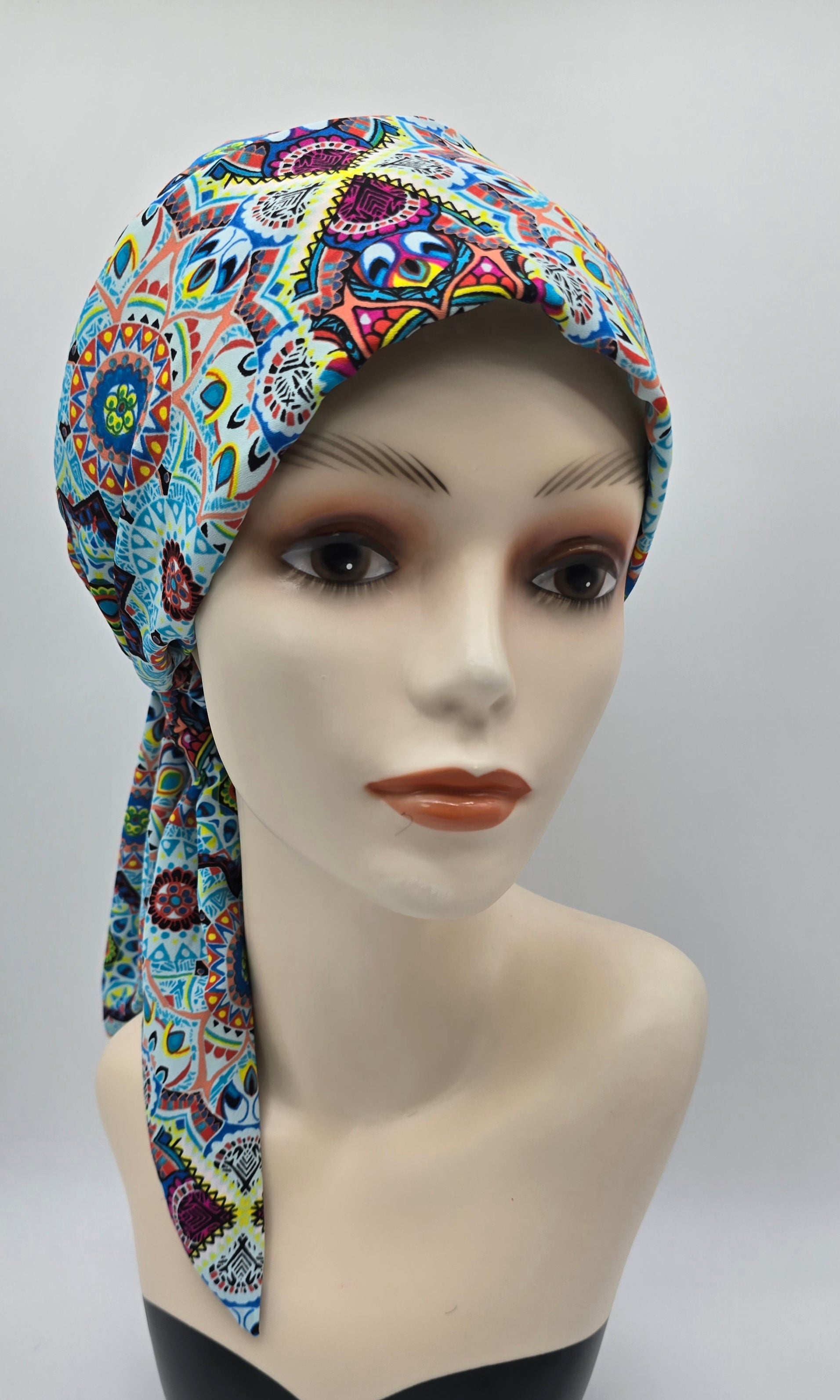 Bonnet Ginger - Bleu motifs colorés