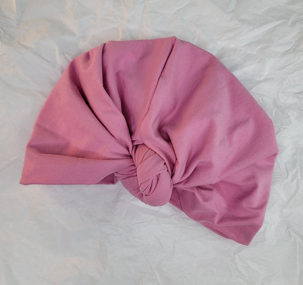 Bonnet modèle Rétro - Pouvoir féminin