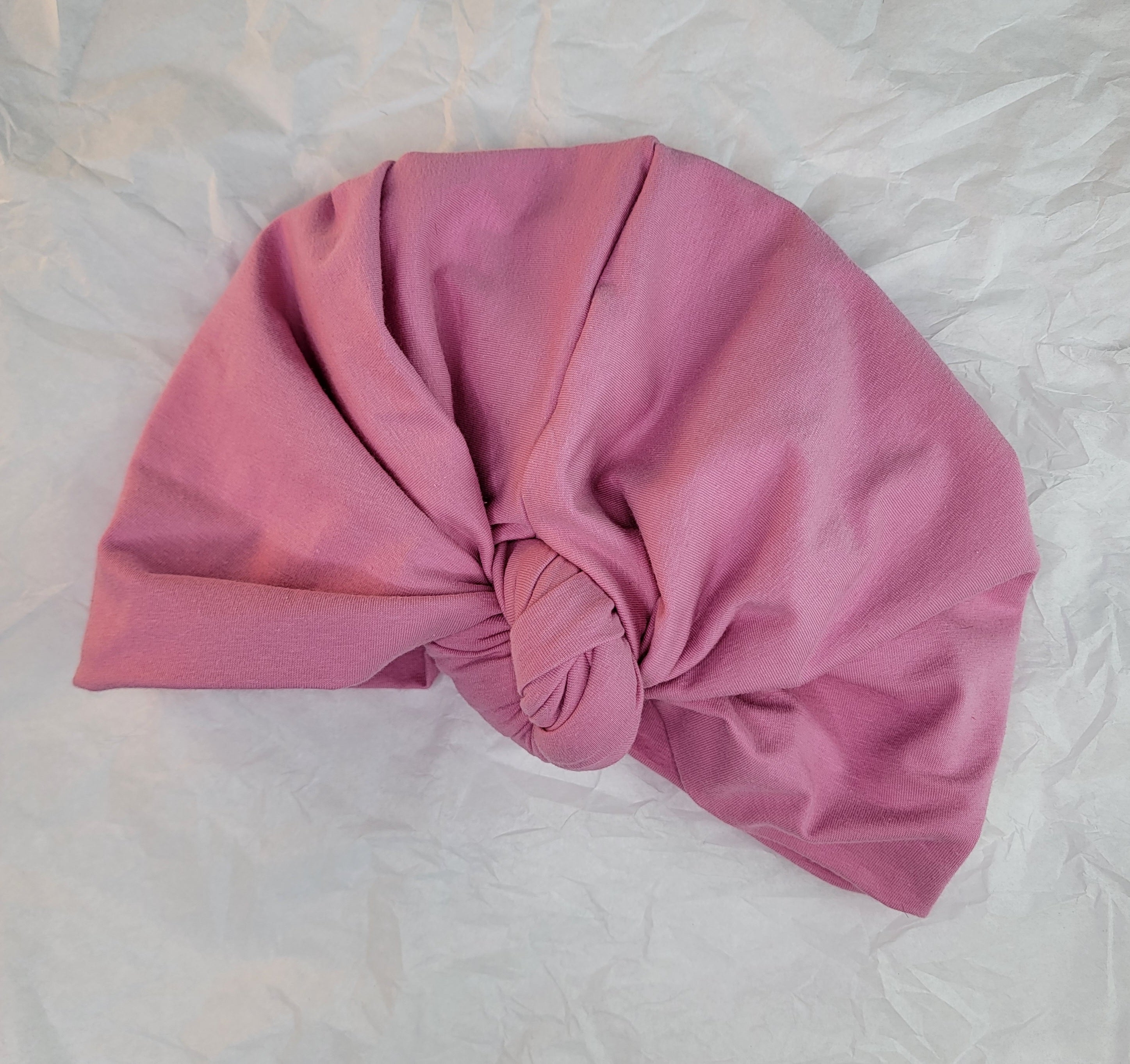 Bonnet modèle Rétro - Pouvoir féminin